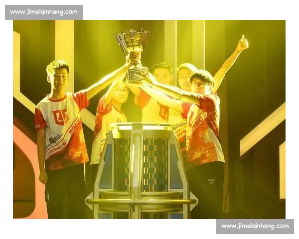 穿越火线世界总决赛，电竞荣耀触手可及！